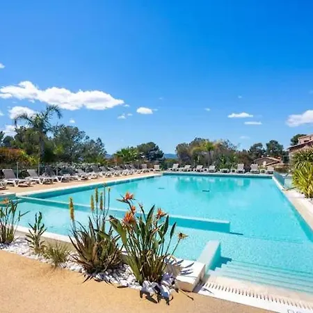 Domaine De L'ile D'or Campsite Saint-Raphael (Var)